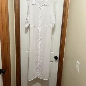 Torrid white maxi swimsuit cover size 3